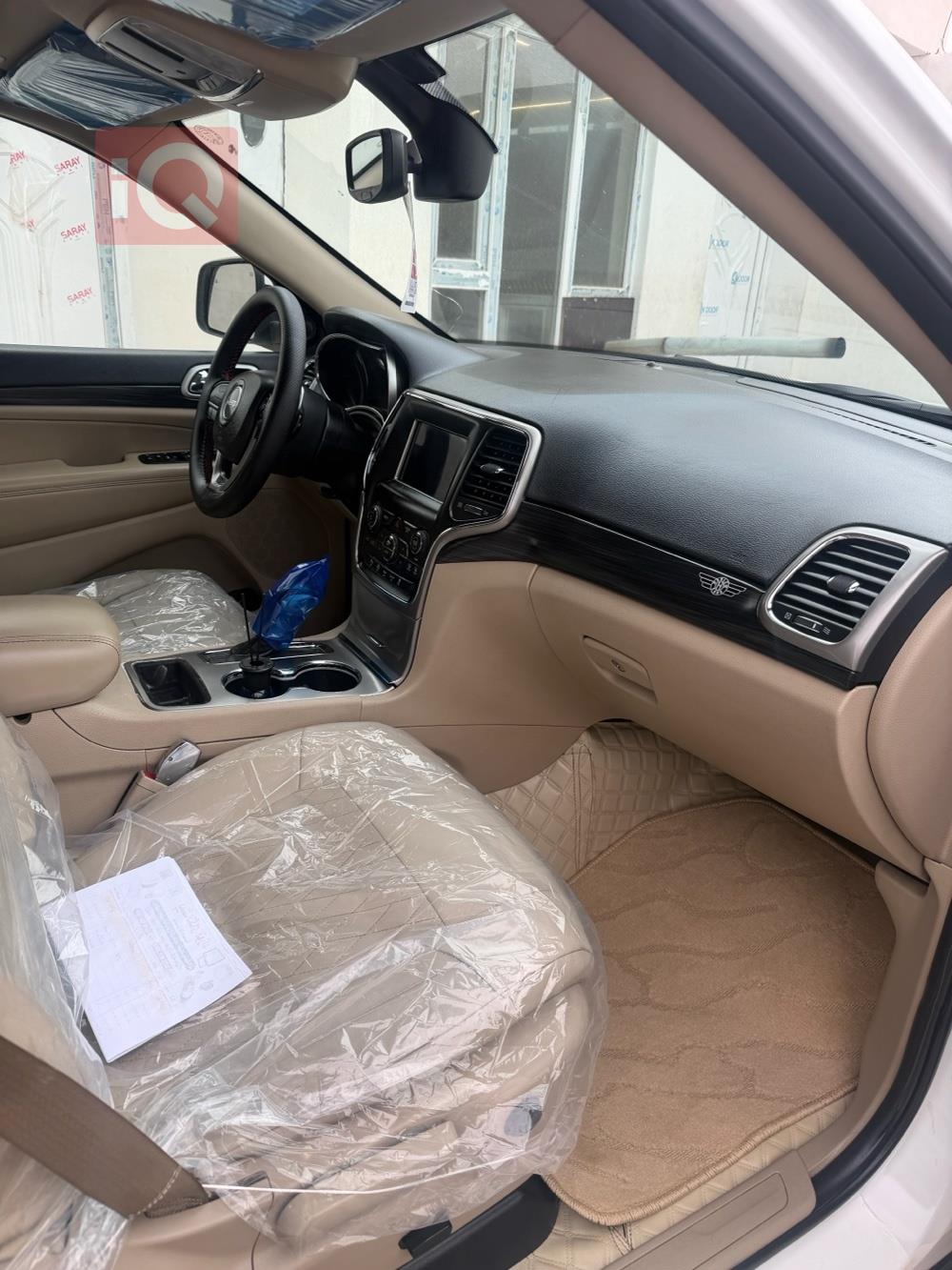 جيب جراند شيروكي